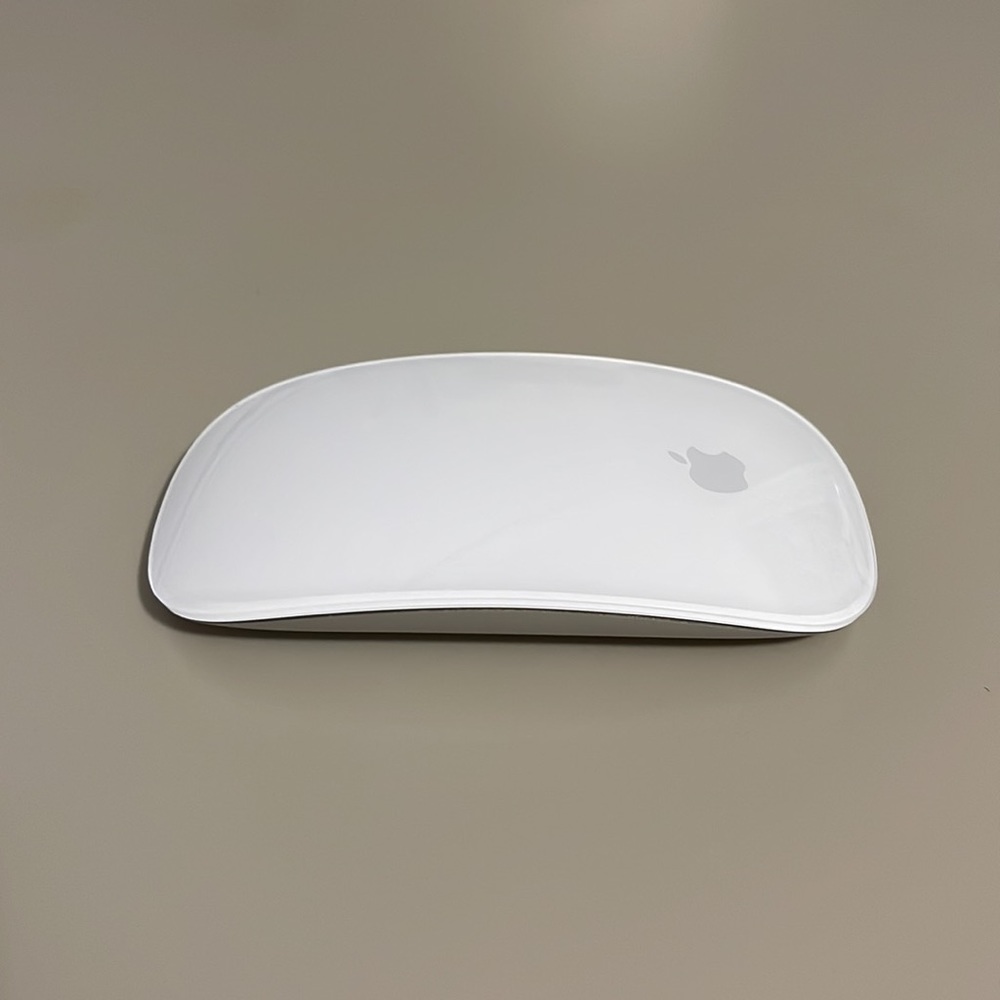 Apple Magic Mouse - Picture 3 of 5